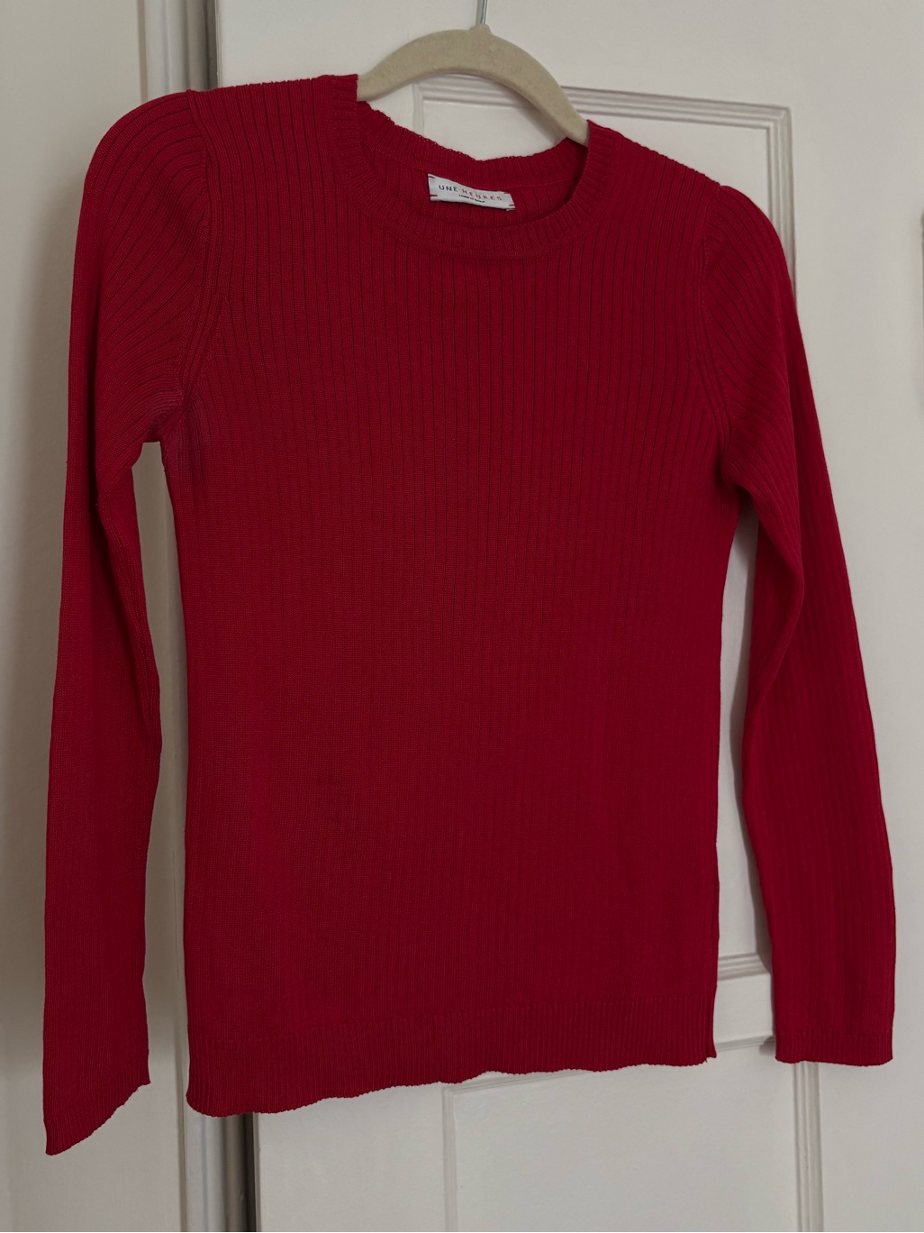 Red Une Heures Ribbed Silk Crewneck Ls In Small